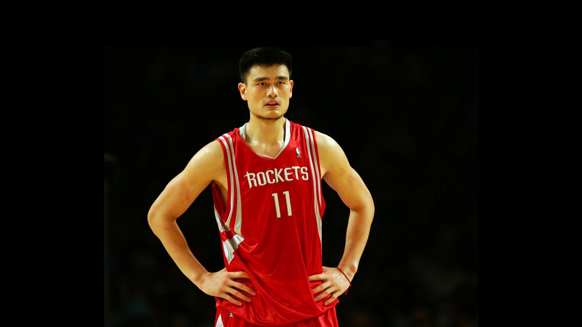 梅西十五连胜定乾坤，皇马极限挑战铸传奇